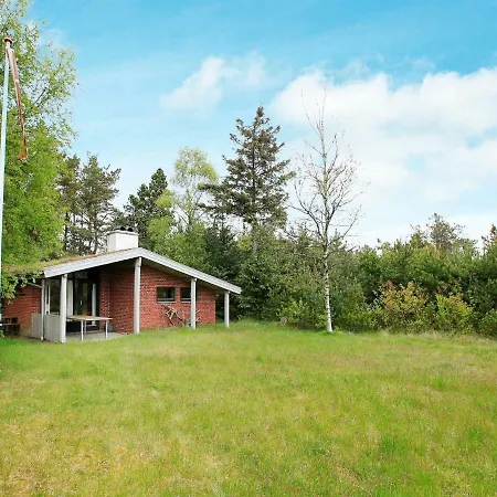 Three-bedroom Holiday In Norre Nebel 15